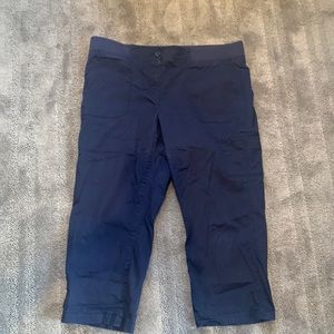 Navy blue capri pants